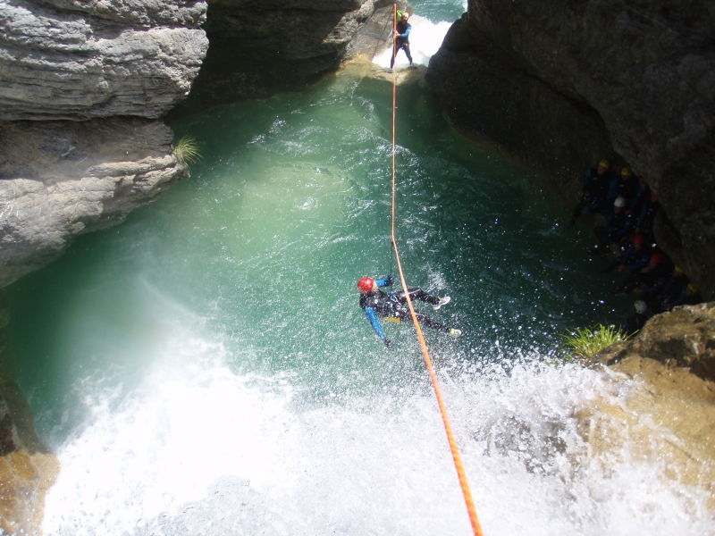 première sortie dans le canyon de barbaira mai 2013